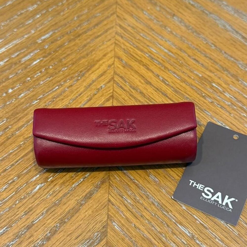 The-sak Women's Red Accessory
